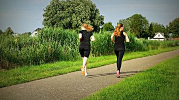 women jogging
