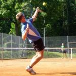 men playing tennis